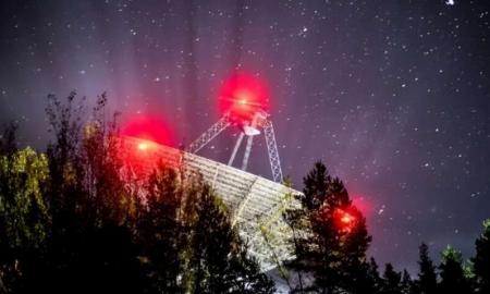 Šiurpą kelianti radijo stotis prabilo: Rusijos karinis eteris tiesiog „kaista“. Ar istorija kartojasi?