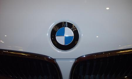 Skubiai pasitikrinkite: jūsų BMW automobilis gali užsiliepsnoti bet kurią akimirką