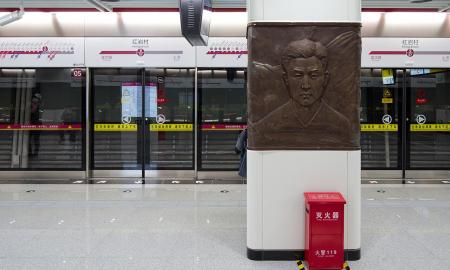 Neįtikėtinas inžinerijos stebuklas: ši metro stotis yra giliausia planetoje – štai kiek trunka nusileidimas (Video)