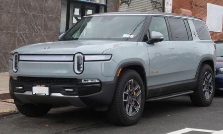 Servise laukė košmaras. Už nedidelį įlenkimą. Sparno keitimas už... 54 000 dolerių (FOTO)