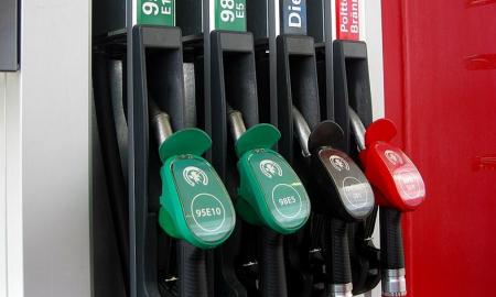 Ar jūsų automobilis ryte užsives? Paviešintas „juodasis degalinių sąrašas“ 