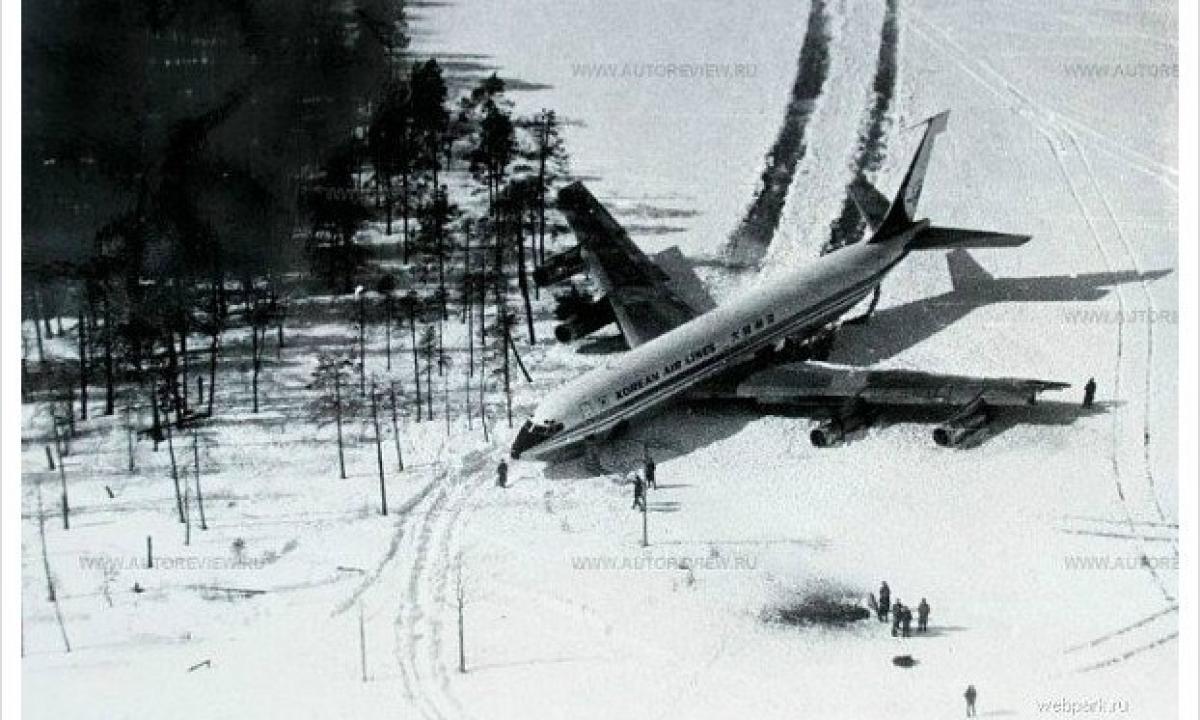 Numušė pilną keleivių „Boeing“. Kas vyksta? (FOTO, VIDEO)