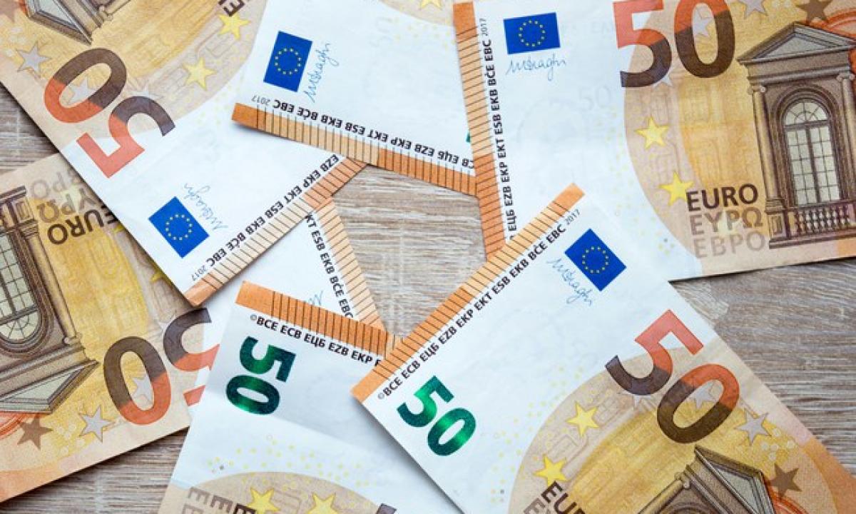 Pasiruoškite. Euro laukia dideli pokyčiai. Nauja pinigų forma