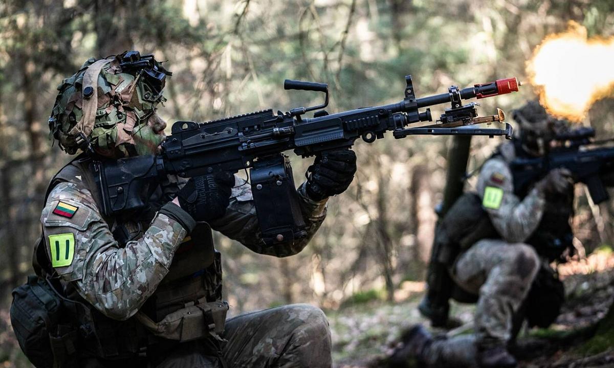 Žemėlapis perbraižomas iš naujo: Lietuva atsidūrė pačiame epicentre – gimsta naujas karinis aljansas?