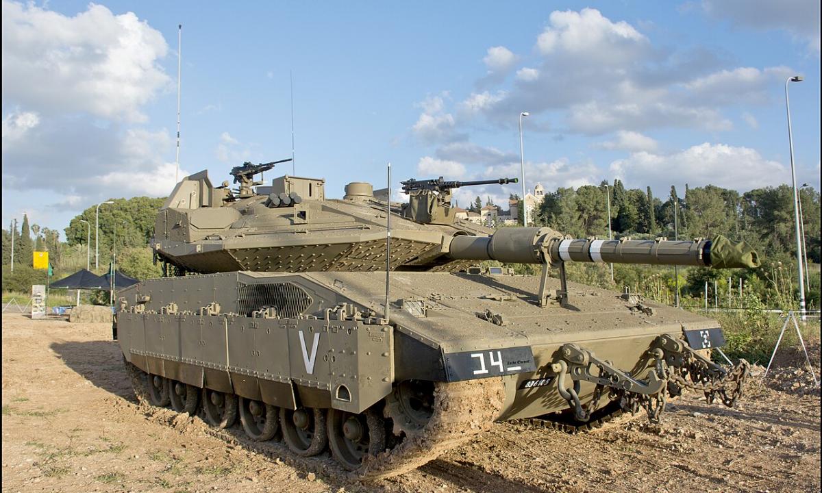 Izraelis nusitaikė į naują šalį. Lygina ją su Iranu