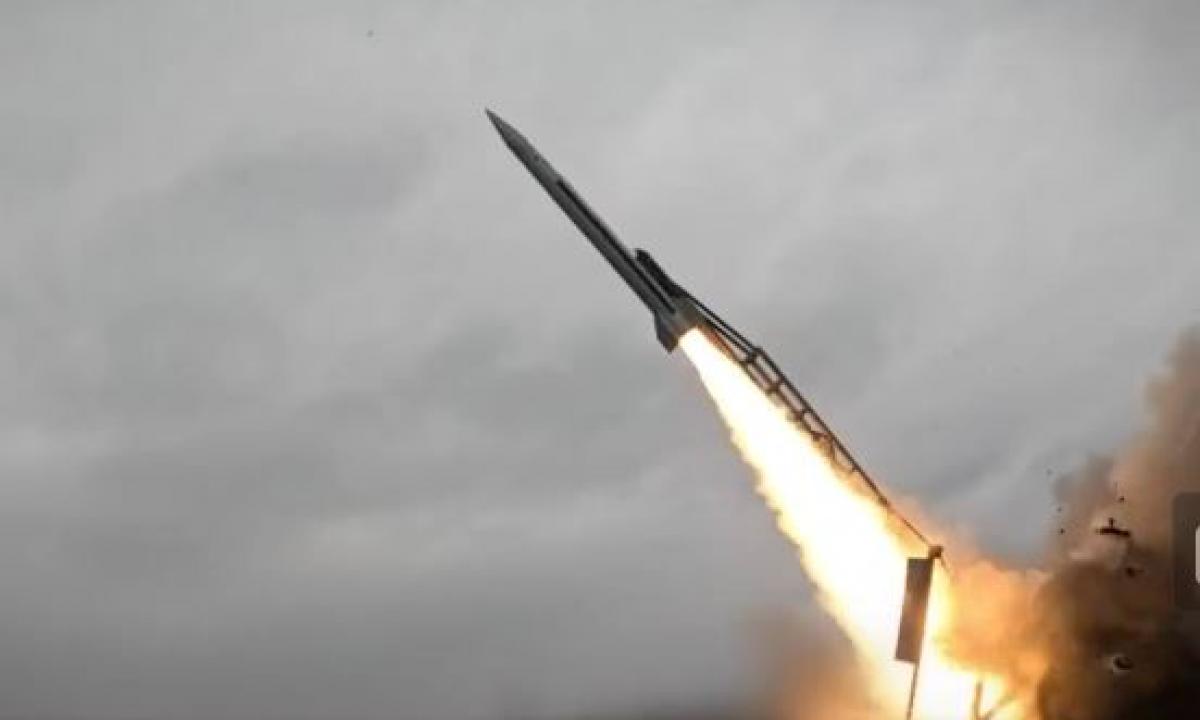 Ukrainos ginkluotės šuolis: balistinė FP-7 raketa skrieja 1500 m/s greičiu – ką tai reiškia frontui?