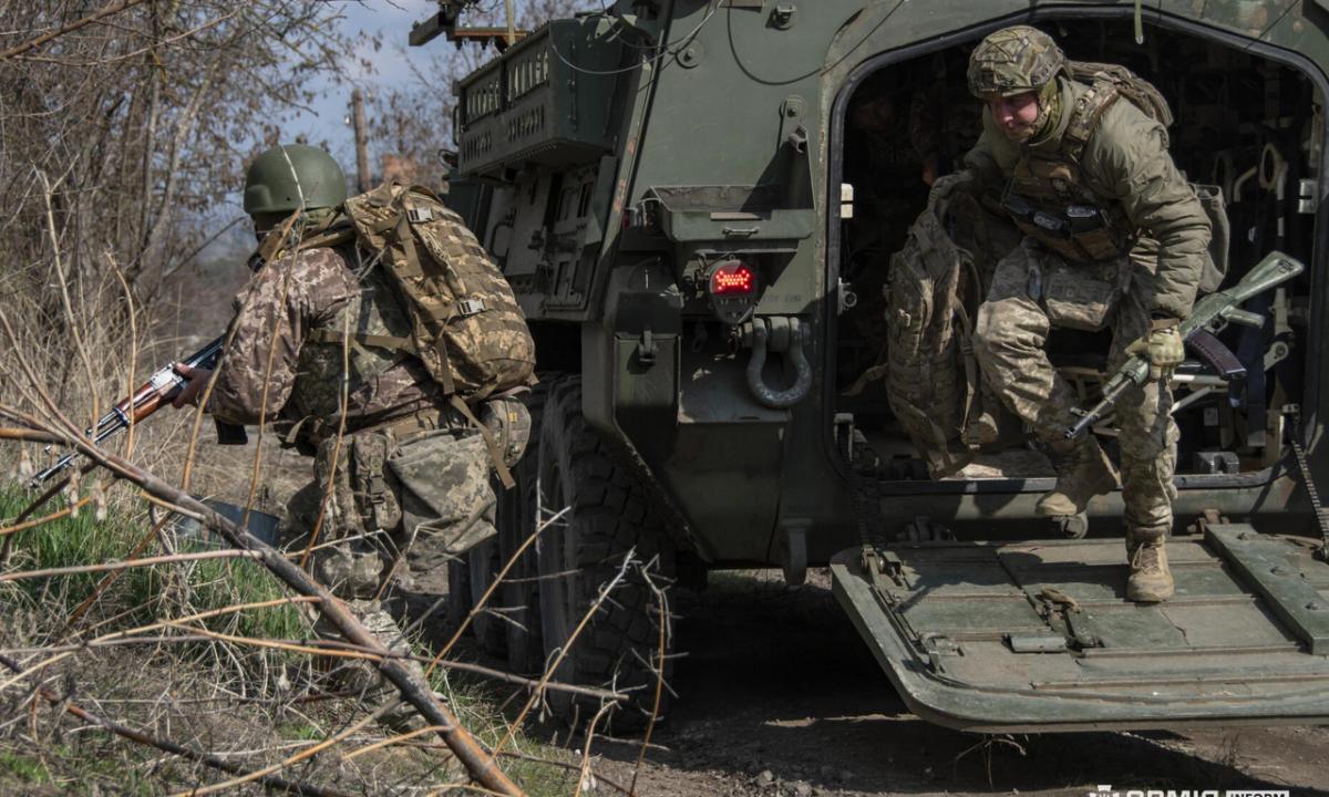 „Mus talžo guminiai dronai!“ Tarp rusų plinta panika