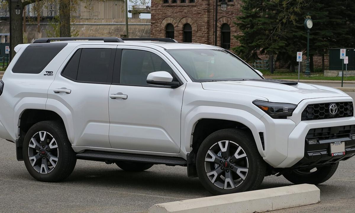 2025-ųjų antireitingas. Ekspertai skelbia 3 automobilius, kurie juos supykdė (FOTO)