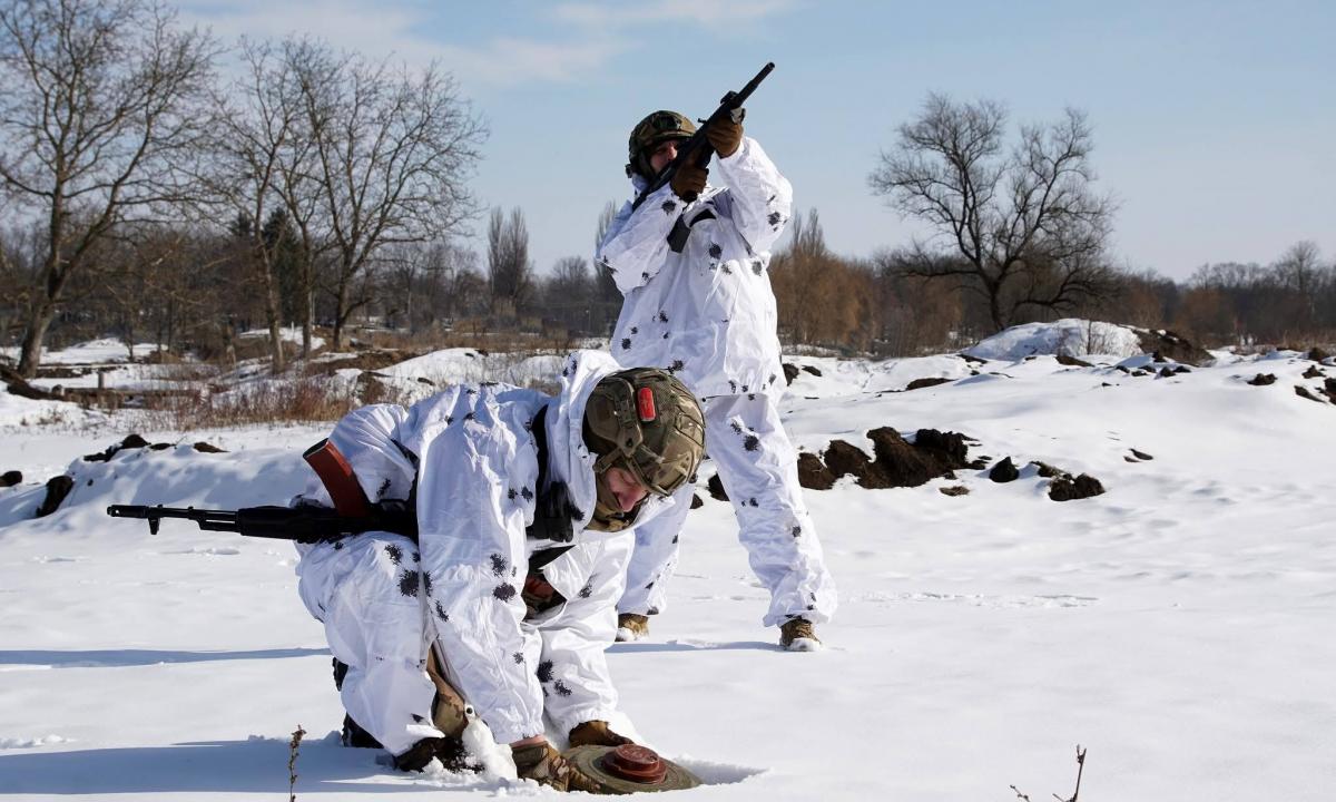 Ukraina įsitraukia į karą Artimuosiuose Rytuose. Zelenskis duoda įsakymą
