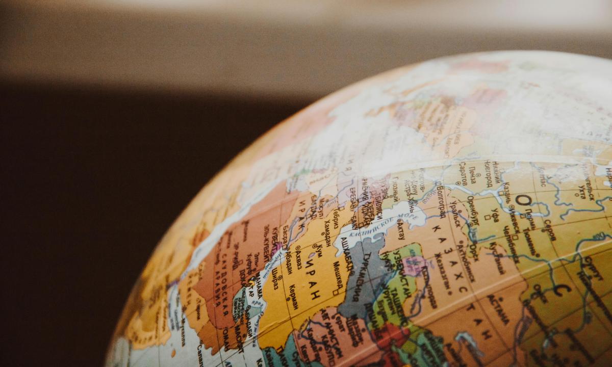 „Bijojau išeiti į lauką.“ Moteris aplankė 70 šalių. Atskleidė baisiausią vietą pasaulyje. Kuo čia dėta Lietuva?