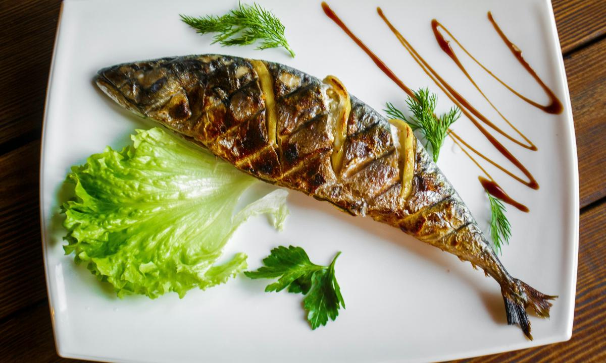 Ji gyvena tik švariausiuose Lietuvos ežeruose. Beveik neturi kaulų