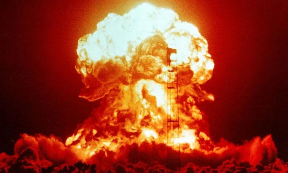 „Liko tik sprintas“: mįslinga valstybė jau įveikė 90 % kelio iki baisiausio ginklo pasaulyje