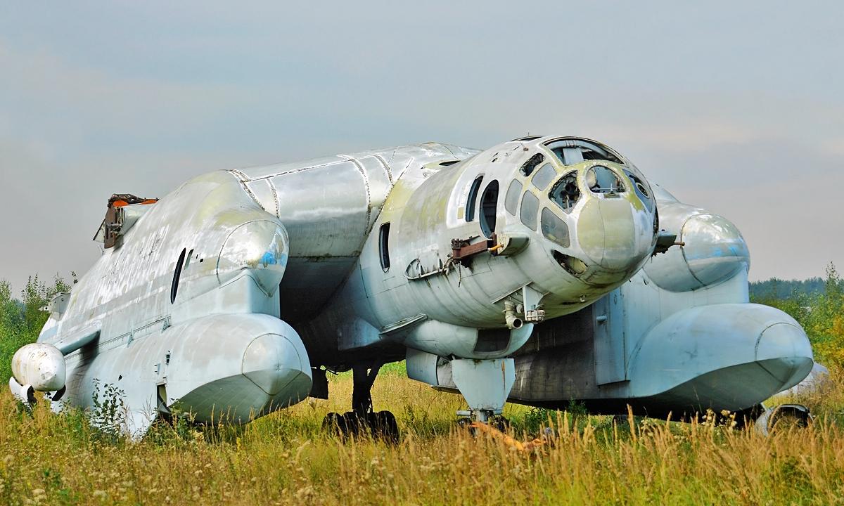 Ar tai lėktuvas? Ar tai laivas? Ne – tai 14-os variklių sovietinė pabaisa! (FOTO, VIDEO)