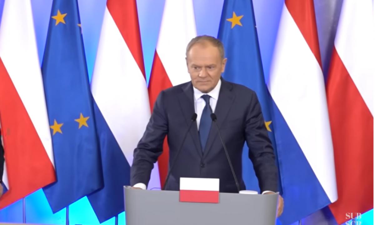 Tuskas rėžė tiesą į akis: „Putino draugo“ žaidimai Briuselyje oficialiai baigti