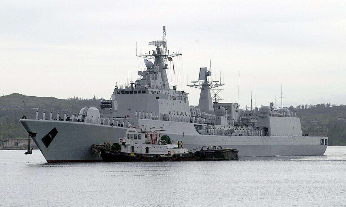 Kinija sustojo per naktį. „Turime būti atsargūs“