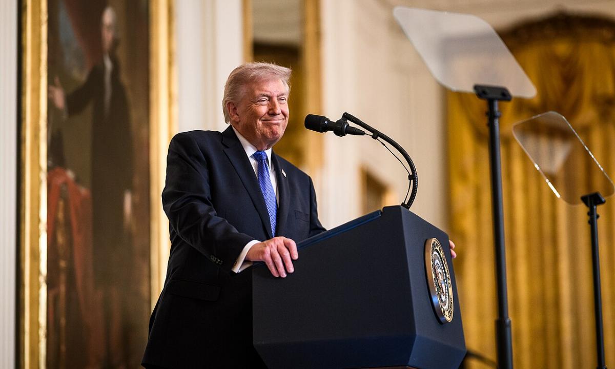 „Pasekmės bus tokios, kokių dar niekas nematė.“ Trumpas išsitraukė desperatišką grasinimą