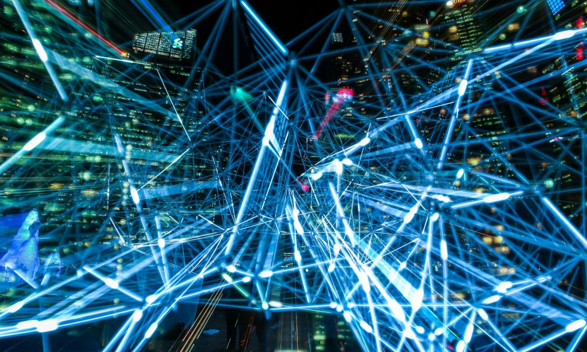 Saulės baterijų era baigėsi? Jie išmoko įdarbinti orą: prietaisas, apie kurį energetikos milžinai norėtų nutylėti