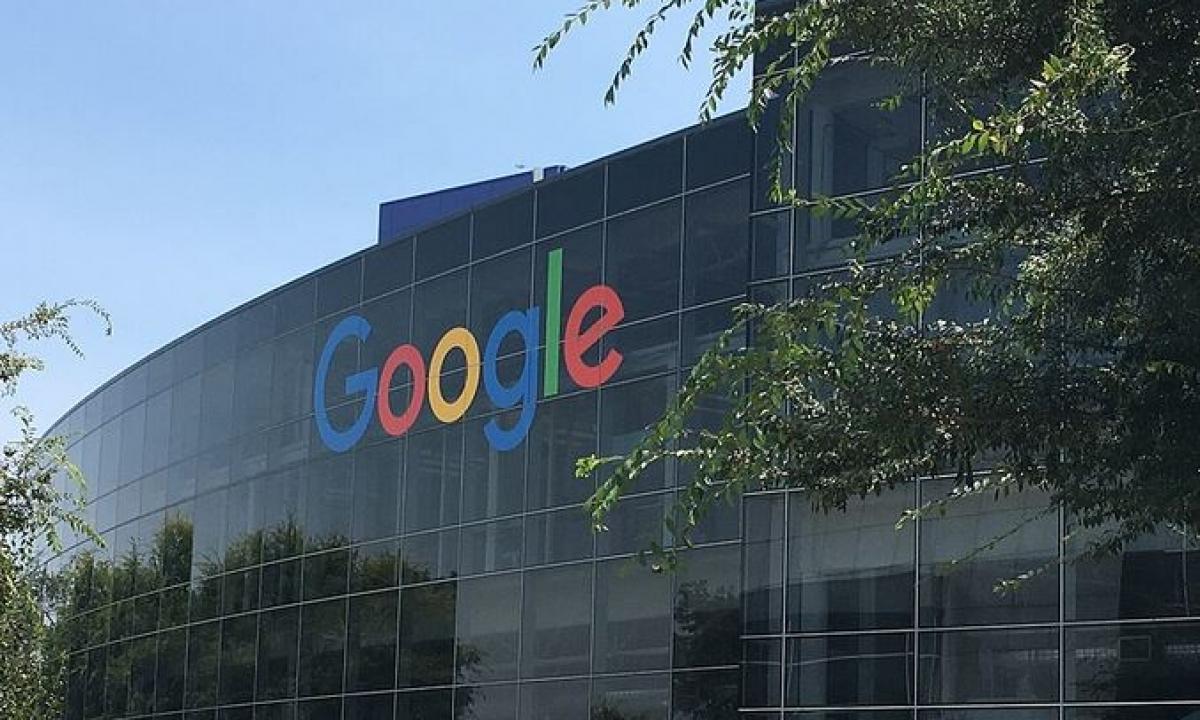 SKUBIAI: Iranas taikosi į „Google“ ir „Amazon“ biurus – skelbiama „naujoji medžioklė“ 