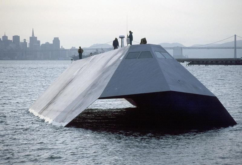 Sea Shadow (IX-529) 1999 metais 