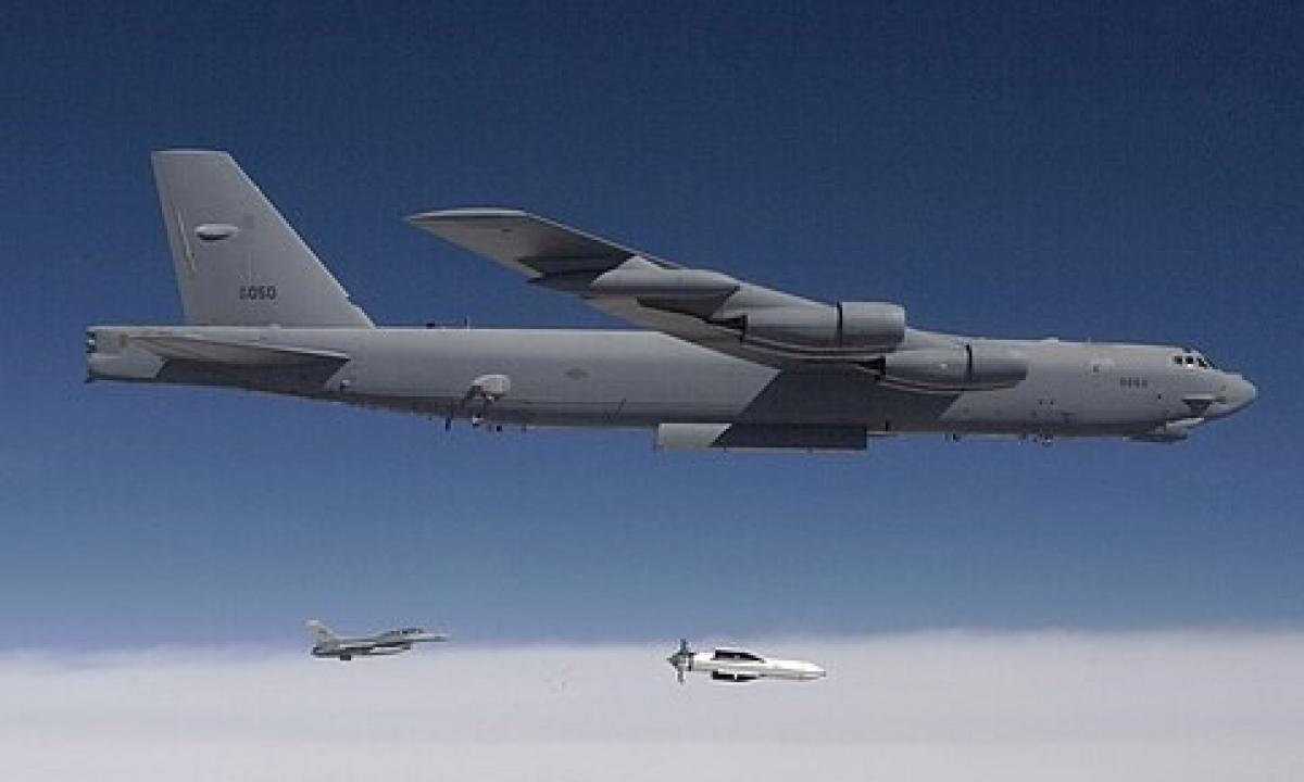 „Bunkerių naikintojas“ grįžta į veiksmą, jo taikinys – branduolinis objektas (Video)