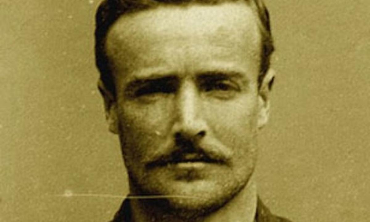 Beprotis ar keliautojas laiku? Vyras užmigo 1921 m. ir pabudo 3906-aisiais – detaliai aprašė, kas ateityje laukia žmonijos (VIDEO)