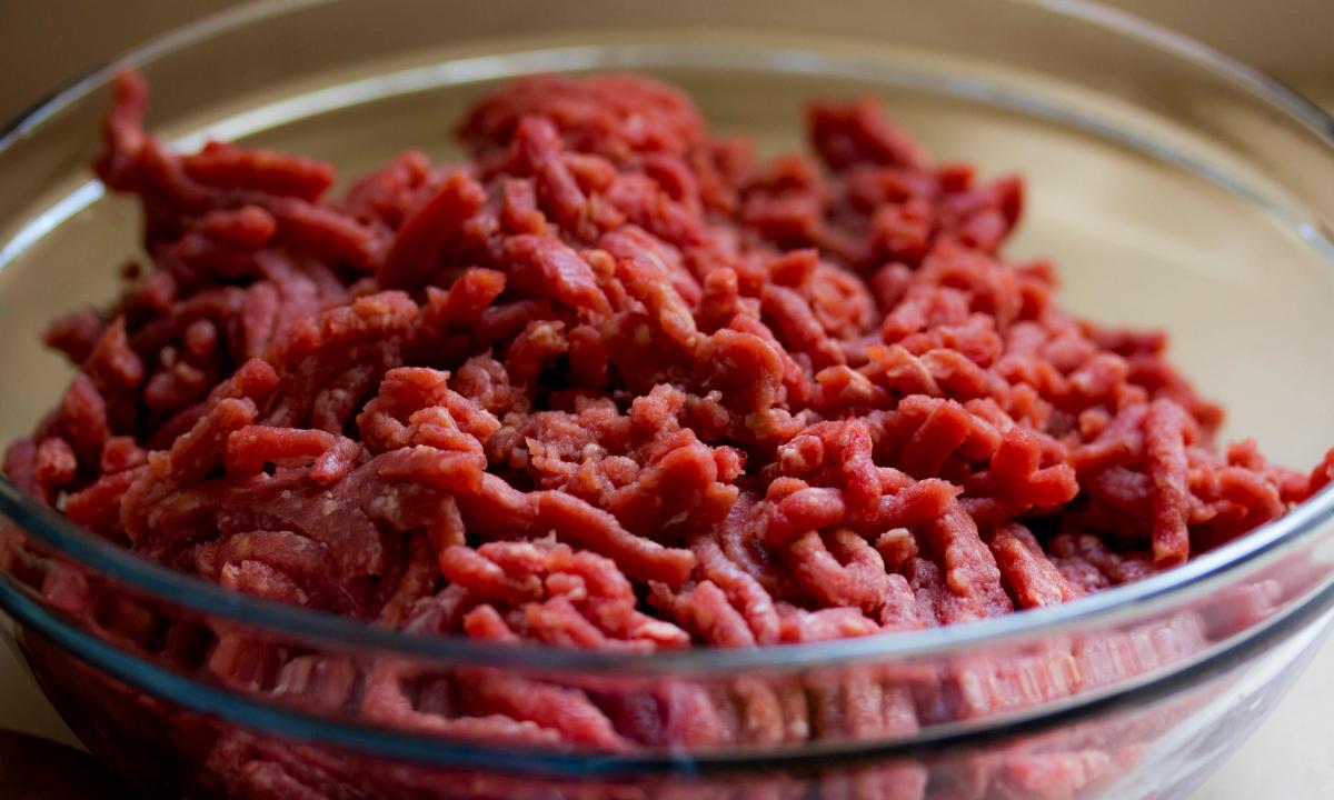 Niekada nepirkite tokios mėsos. Saugokitės gamintojų gudrybių