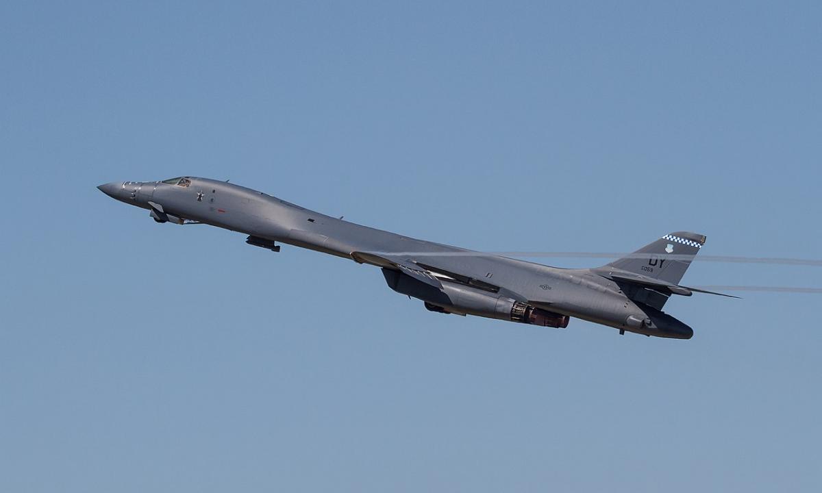 „Lancer“ prieš „Spirit“. Kuris JAV bombonešis gali galingiau smogti Iranui? (FOTO)