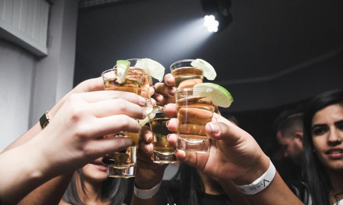 Tai sukelia kepenų ir kasos vėžį. „Kiekvienas gurkšnis yra smūgis kūnui“