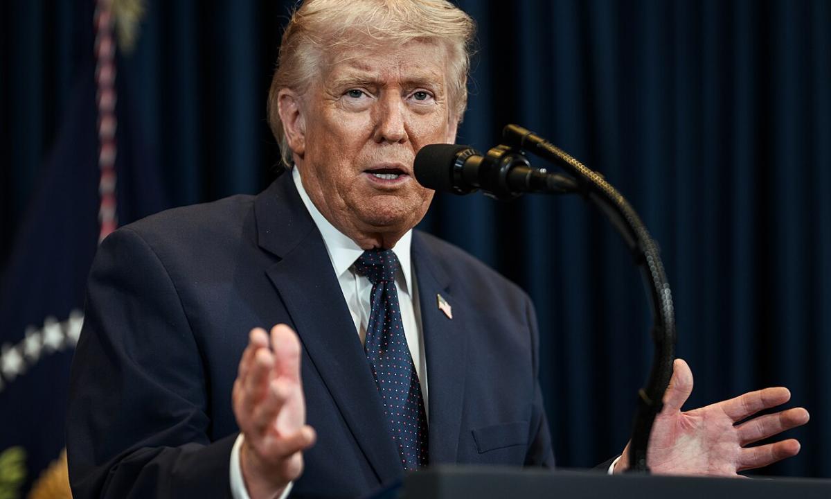 „Tai žinot, ta Ukraina.“ Trumpas paaiškino, kodėl prarado susidomėjimą Ukraina