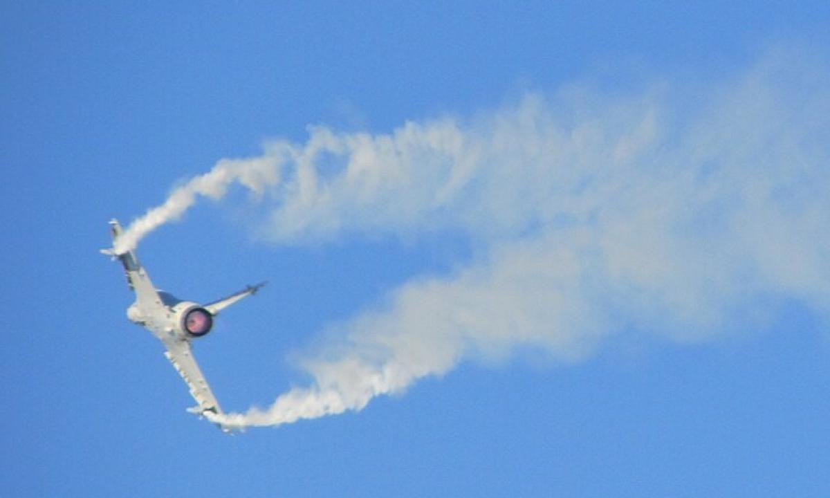 Paslaptingas naikintuvas virš Irano. Jis nepriklauso nei JAV, nei Izraeliui (Foto, Video)