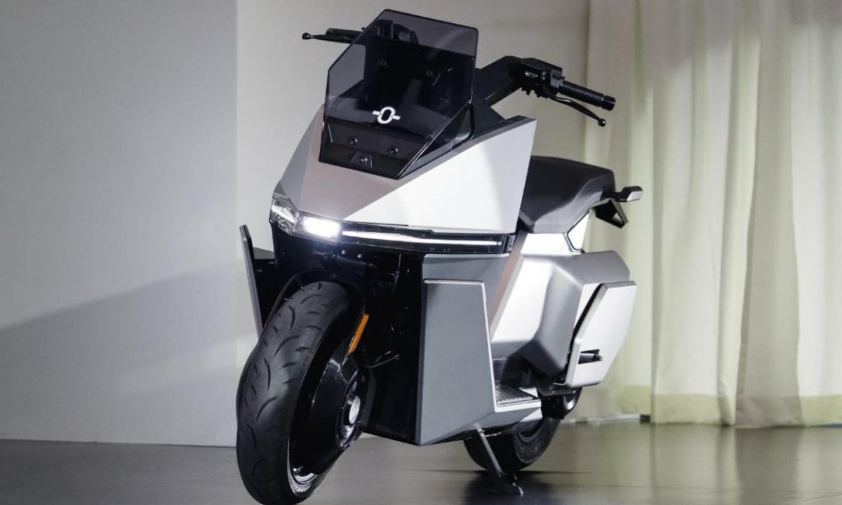 Dešimtmečių svajonė. Pirmasis toks motociklas. Kosminė technologija (FOTO, VIDEO)