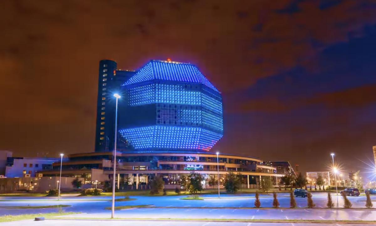 Jie jau ten: slapta misija prieš pasirodant galingiausio žaidėjo pasiuntiniui