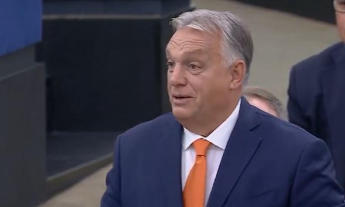 Brutalus kirtis Orbanui: Vengrija paliekama už borto!