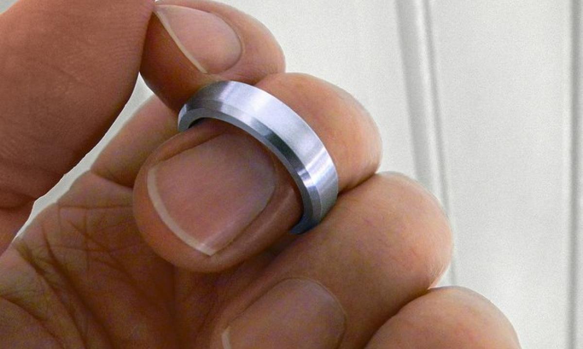 Greičiausiai jį turite savo namuose. Brangiausias taurusis metalas. Tai ne auksas ir ne platina (VIDEO)