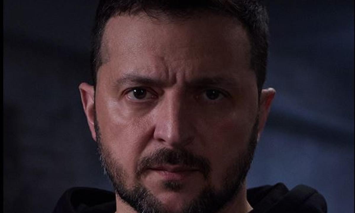 ŽUDIKAI UŽ SIENOS: šiurpios Zelenskio medžioklės detalės – Rusijos agentai apsigyveno vos už kelių žingsnių!