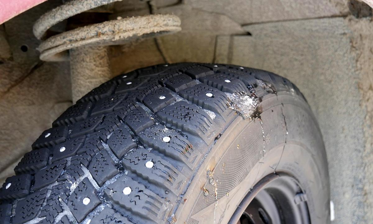 Artėja vairuotojams svarbi data. Kas nutiks, jei nenusiausite šių padangų