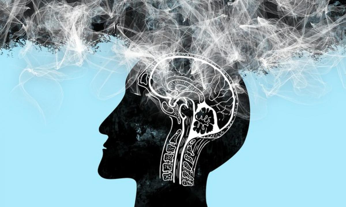 Šis įprotis naikina smegenis! Jam pasiduoda dauguma lietuvių