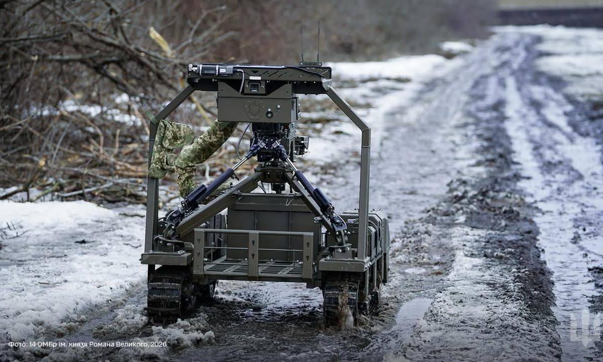 Skaitmeninis budelis be sąžinės graužaties: kaip dirbtinis intelektas jau dabar keičia karų taisykles ir kodėl pasaulis dėl to turėtų bijoti