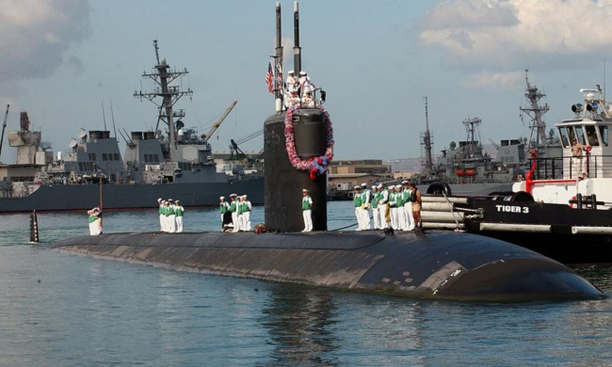 Ne visada taip buvo. Kodėl povandeniniai laivai yra juodi, o ne mėlyni?