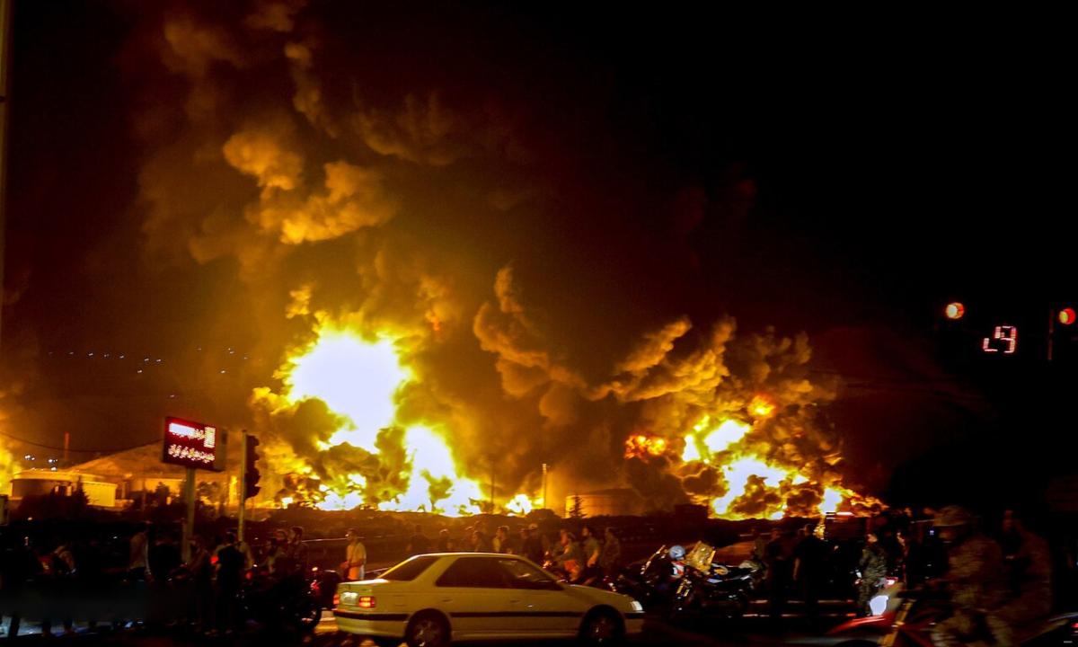 Amžiaus cenzas žlugo. Skubus įsakymas: į gatves siųsti visus, kuriems suėjo dvylika