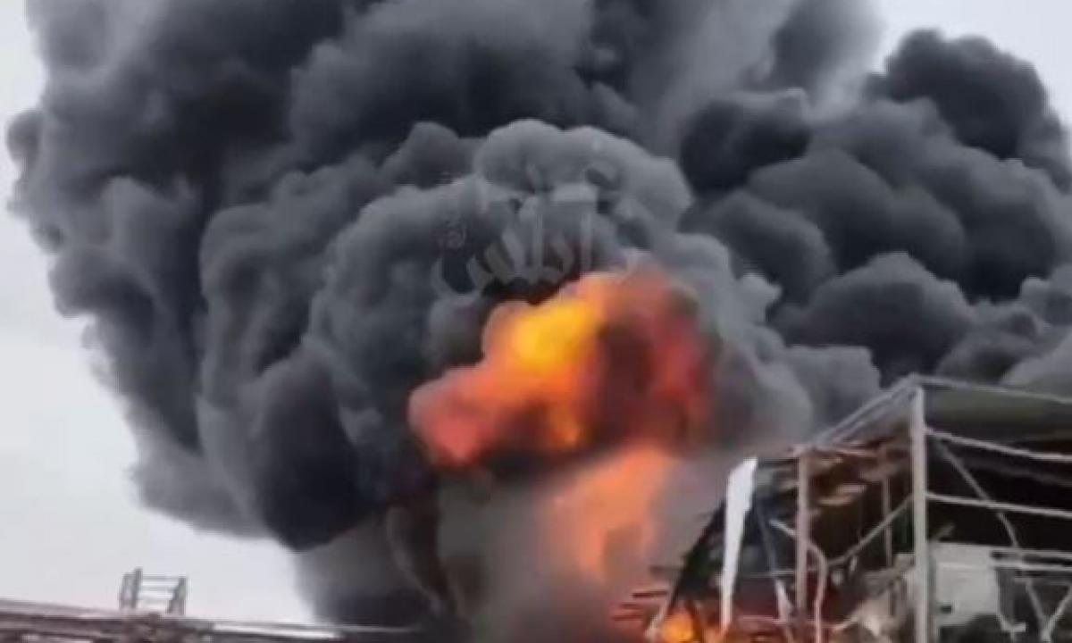 Kraupus scenarijus: Kinija kontroliuoja ir puolimą, ir gynybą – pasaulis tapo įkaitu (Video)