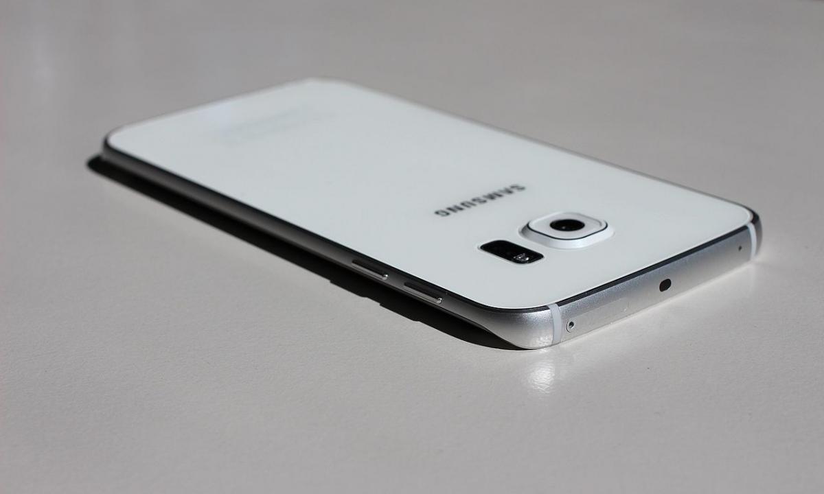 Senienos miršta. Kitąmet – visiškai naujas telefonas. Mes laukėme per ilgai