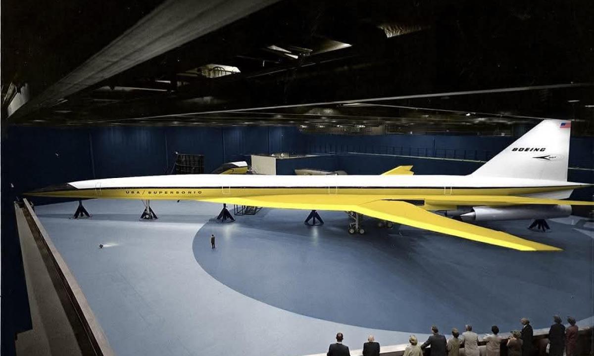 Greitesnis už garsą ir didesnis. JAV galėjo turėti savo „Concorde“. Kodėl ji niekada nepakilo? (FOTO)