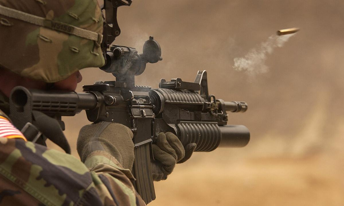 Trumpo ultimatumas sudrebino Europą: ginklai Ukrainai mainais į karą Persijos įlankoje?