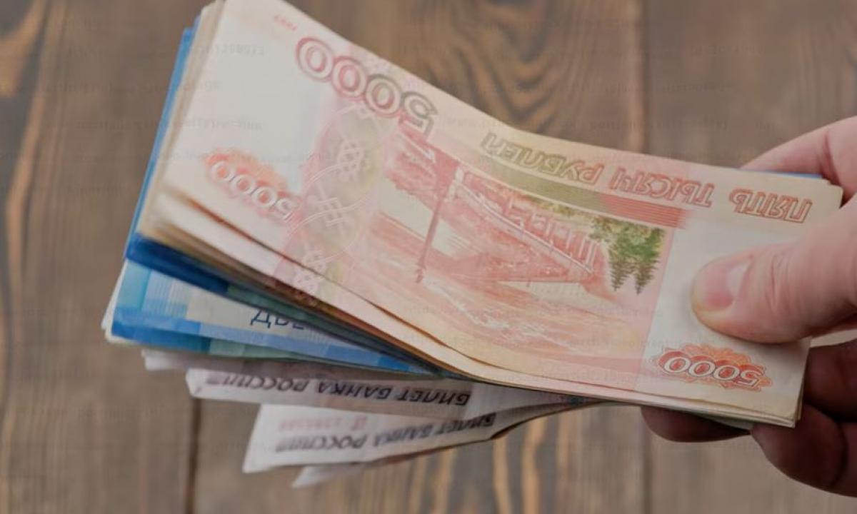 Rusijos pramonė: dugnas. Užsakymų 0. Pinigų 0. Katastrofa