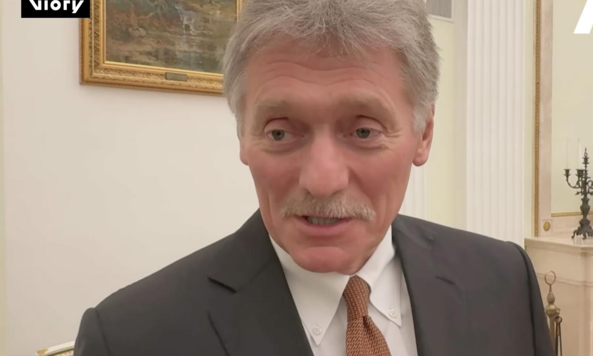 Mįslingas „nežinau“ iš aukščiausios tribūnos: Peskovas „nematė“