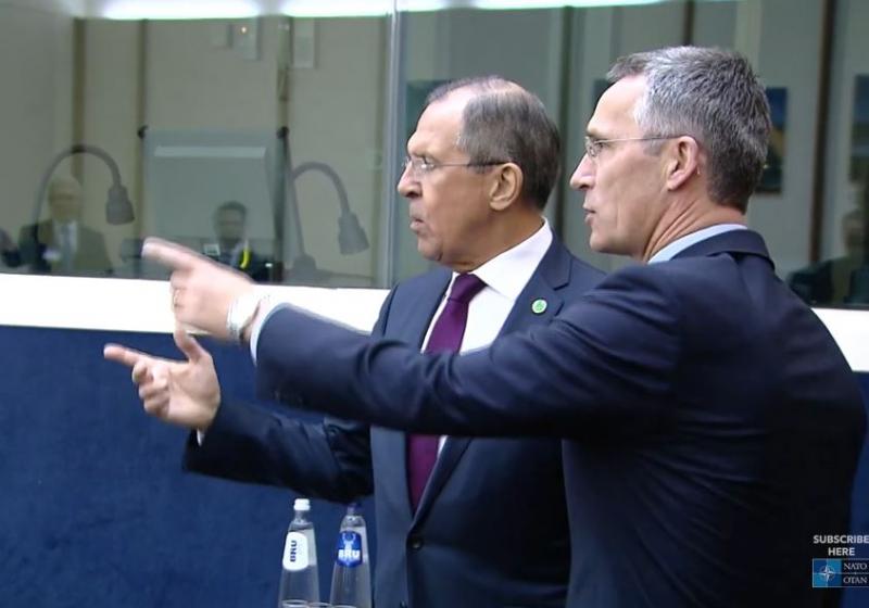 S. Lavrovas ir J. Stontelbergas