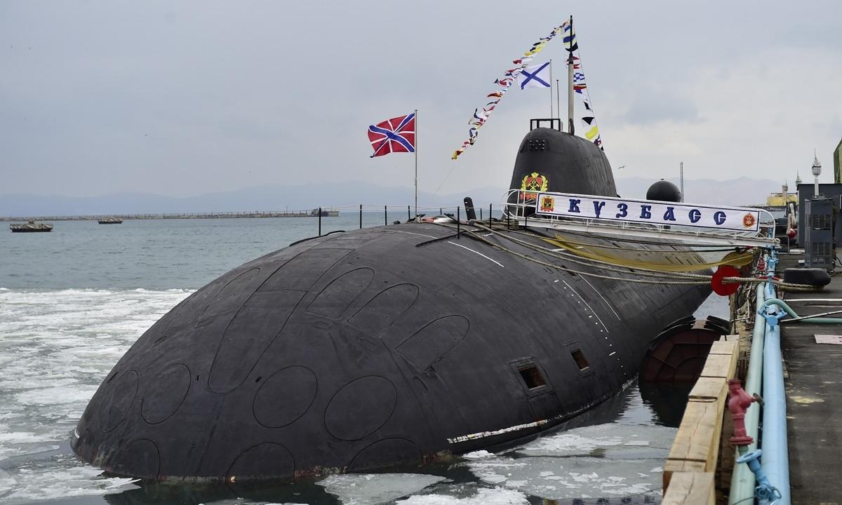 Rusijos povandeninis laivas kelias savaites slapta stebėjo JAV: niekas to nepastebėjo