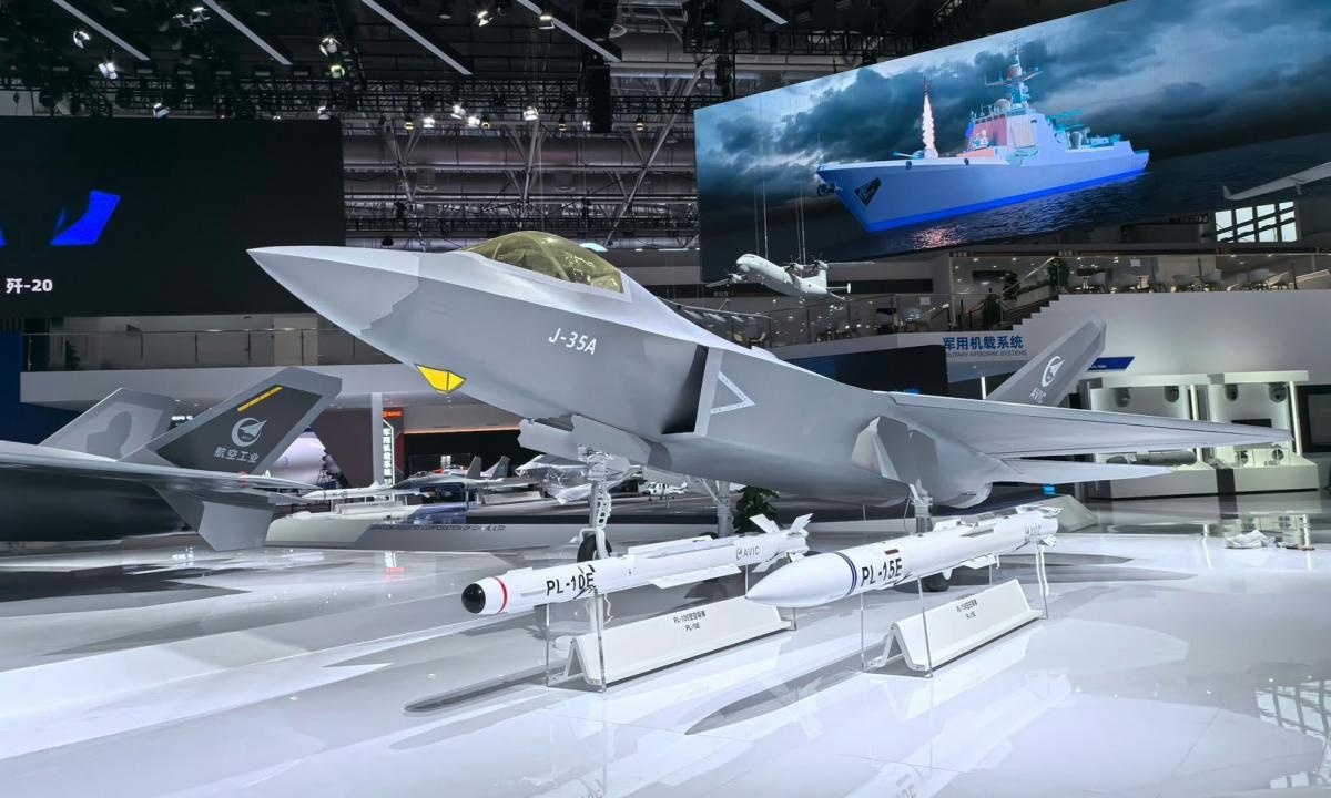 Vengia kaip maro. Ne rusiškas – kodėl niekas neperka šio naikintuvo?