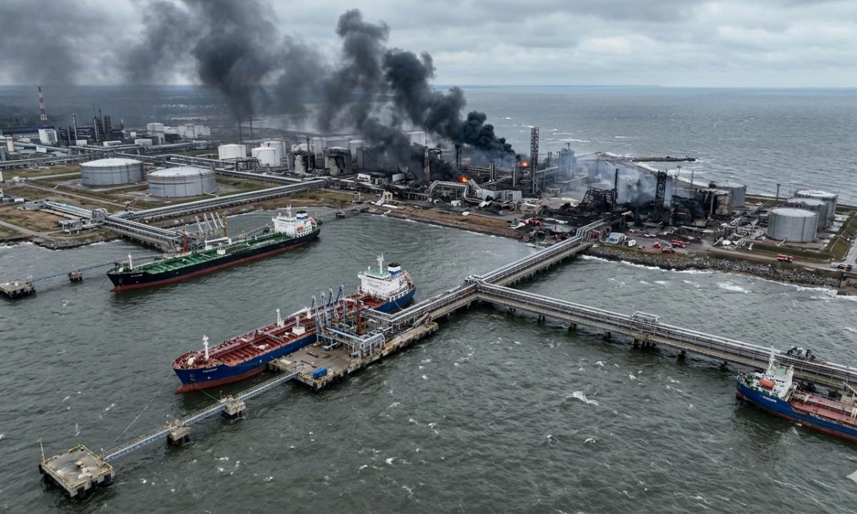 Rusija springsta nafta. Pasekmes pajusime Lietuvoje